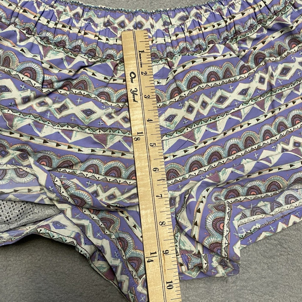 Patagonia Barely Baggies Womens Small Tribal Print Outdoors Nylon 2.5" Inseam - Picture 10 of 10